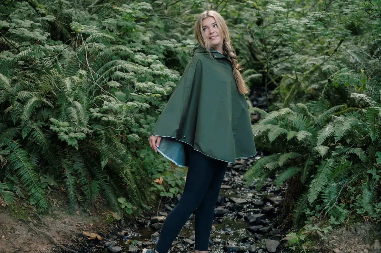 Harper Waterproof Poncho Green